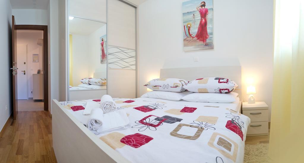 Apartment Roska Split Room photo
